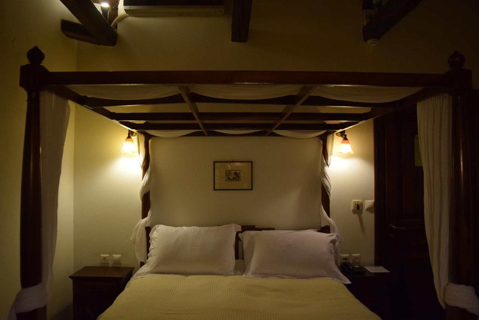 Eos - Authentic Experience Hotel Skíti Eksteriør billede