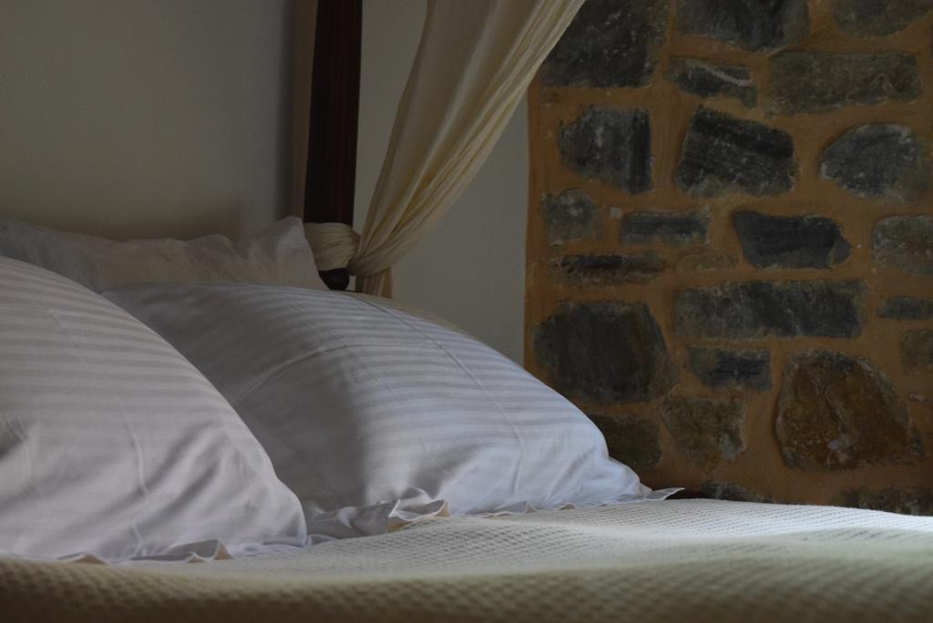Eos - Authentic Experience Hotel Skíti Eksteriør billede
