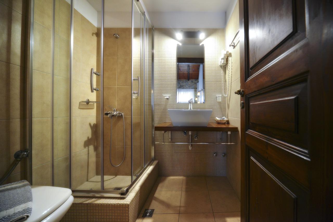 Eos - Authentic Experience Hotel Skíti Eksteriør billede